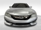 Used 2017 Honda Accord Touring image 2
