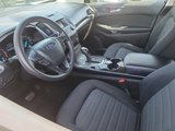 Used 2018 Ford Edge SE image 3