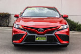 Used 2022 Toyota Camry SE w/ Convenience Package image 2