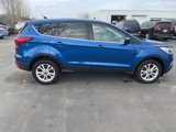 Used 2019 Ford Escape SE image 4