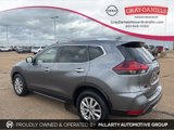 Used 2019 Nissan Rogue SV image 2