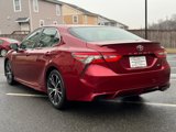 Used 2018 Toyota Camry SE image 6