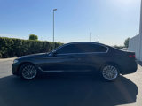 Certified 2022 BMW 530i w/ Convenience Package image 3