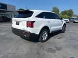 Used 2023 Kia Sorento LX image 5