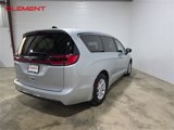 Used 2023 Chrysler Pacifica Touring-L image 6