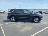 Used 2023 Ford Edge SEL image 4