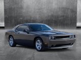 Used 2013 Dodge Challenger SXT image 3