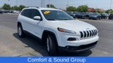 Used 2017 Jeep Cherokee Latitude w/ Cold Weather Group image 2