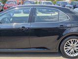 Used 2018 Toyota Camry LE image 5