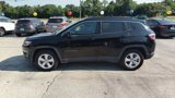 Used 2019 Jeep Compass Latitude image 2