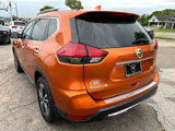 Used 2017 Nissan Rogue SL image 6