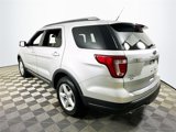 Used 2018 Ford Explorer XLT w/ Equipment Group 202A image 5