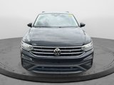 Used 2022 Volkswagen Tiguan SE w/ Panoramic Sunroof Package image 2