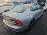 Used 2024 Volvo S60 B5 Core image 2