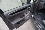 Used 2025 Porsche Macan image 6