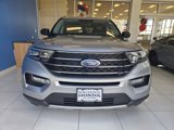 Used 2020 Ford Explorer XLT w/ Equipment Group 202A image 2