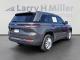 Used 2023 Jeep Grand Cherokee Laredo X image 5