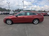 Used 2018 Chevrolet Malibu LT image 2