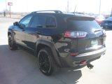 Used 2019 Jeep Cherokee Trailhawk w/ Comfort/Convenience Group image 5