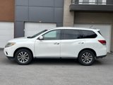 Used 2014 Nissan Pathfinder S image 2