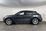Certified 2024 Porsche Macan image 2