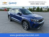 Used 2022 Volkswagen Taos SE image 3