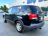 Used 2011 Kia Sorento LX image 3