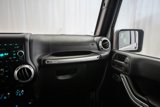 Used 2015 Jeep Wrangler Unlimited Sahara image 5