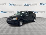 Used 2008 Chrysler Town & Country Touring image 4