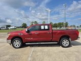 Used 2016 Nissan Titan SL image 2