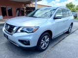 Used 2018 Nissan Pathfinder SL image 2