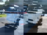 Used 2022 Kia Carnival LX image 5