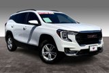 Used 2023 GMC Terrain SLE w/ Driver Convenience Package image 3