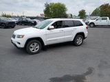 Used 2016 Jeep Grand Cherokee Laredo image 2