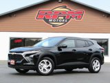 Used 2025 Chevrolet Trax LS w/ LS Convenience Package image 2