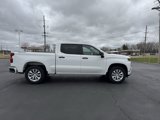 Used 2019 Chevrolet Silverado 1500 Custom w/ Custom Value Package image 4