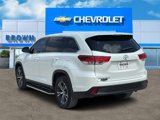 Used 2019 Toyota Highlander LE image 4