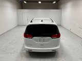 Used 2021 Chrysler Voyager LX image 4