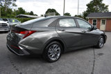 Used 2024 Hyundai Elantra SEL image 3