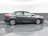 Used 2017 Ford Focus SE image 4