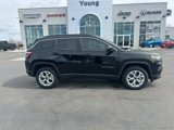 New 2025 Jeep Compass Latitude image 2