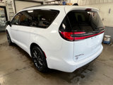 Used 2023 Chrysler Pacifica Touring-L w/ S Appearance Package image 4