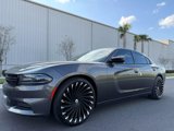 Used 2018 Dodge Charger SXT w/ Blacktop Package image 3