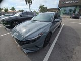 Used 2022 Hyundai Elantra SEL image 2