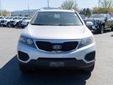 Used 2012 Kia Sorento LX w/ Third Row Pkg image 2