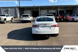 Used 2022 Chevrolet Malibu LT image 4