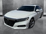 Used 2018 Honda Accord Touring image 2