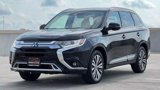 Used 2020 Mitsubishi Outlander SEL image 3