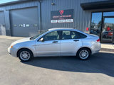 Used 2009 Ford Focus SE image 2