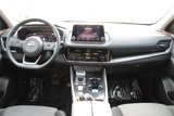 Used 2023 Nissan Rogue SV image 2